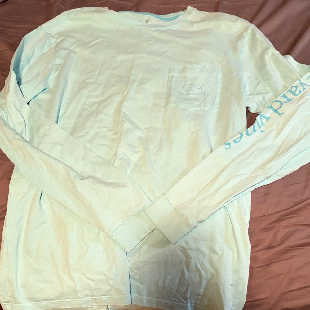 Vineyard Vines long sleeve shirt